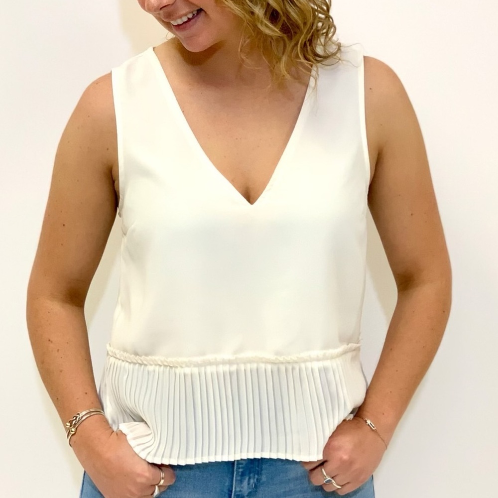 Pleat Goes On Tank